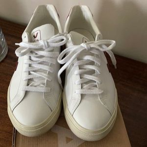 Veja white sneakers with burgundy logo